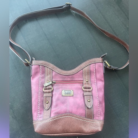 b.o.c. Pink and Brown Crossbody Bag - Picture 1 of 7